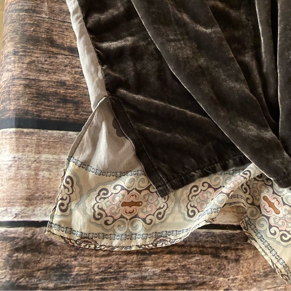 Johnny Was silk hi-low 3/4 sleeve blouse - Picture 3 of 9